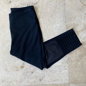 Black workout pants/leggings